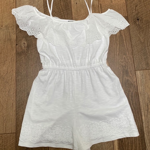 Topshop Dresses & Skirts - Eyelet ruffle romper